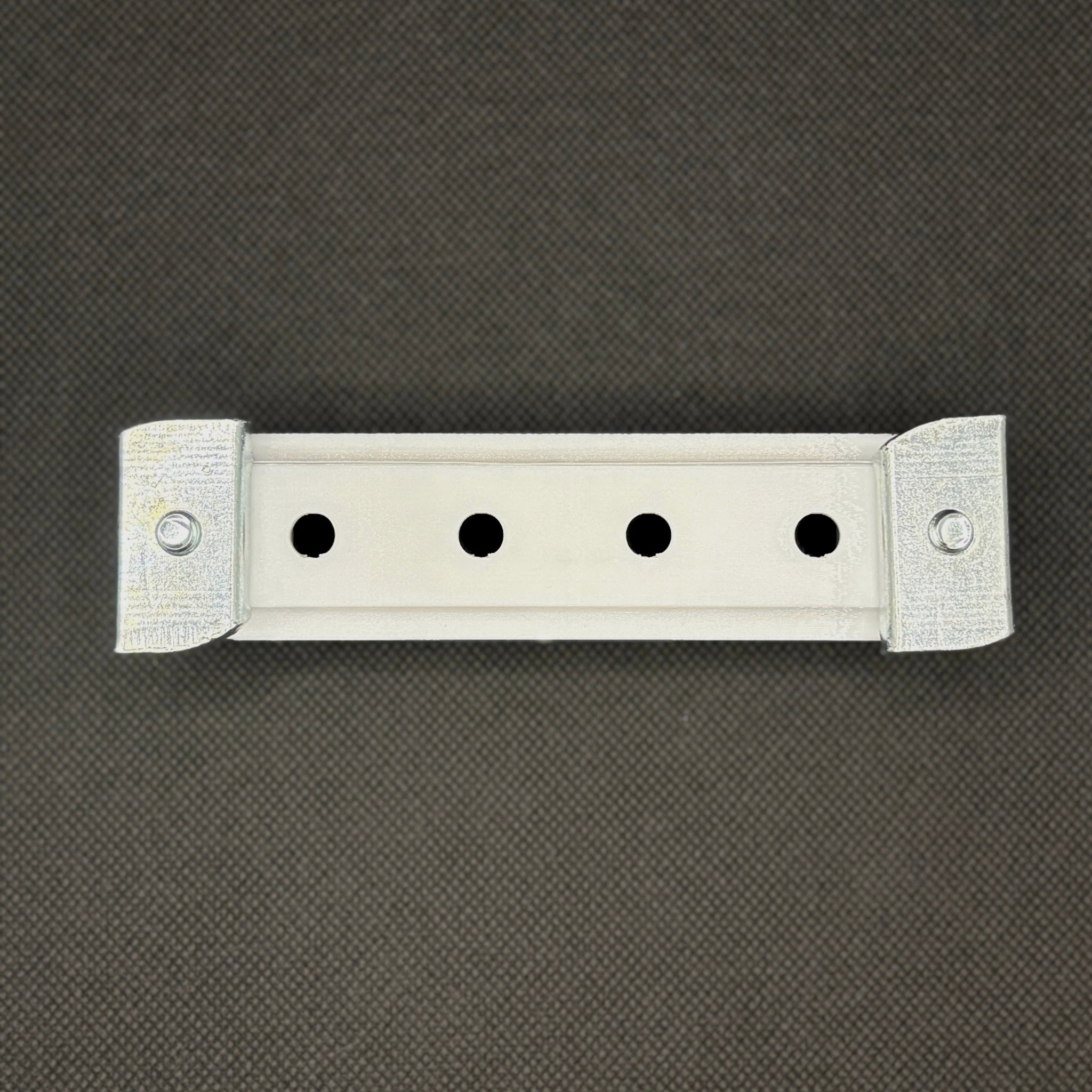 461CSSH - COAX SNAP TO STRUT (HARDWARE INCLUDED)
