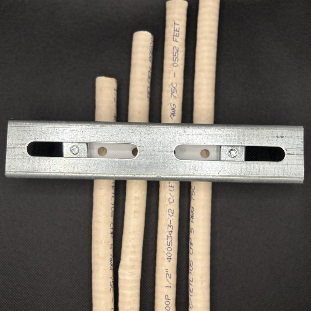 461CSSH - COAX SNAP TO STRUT (HARDWARE INCLUDED)