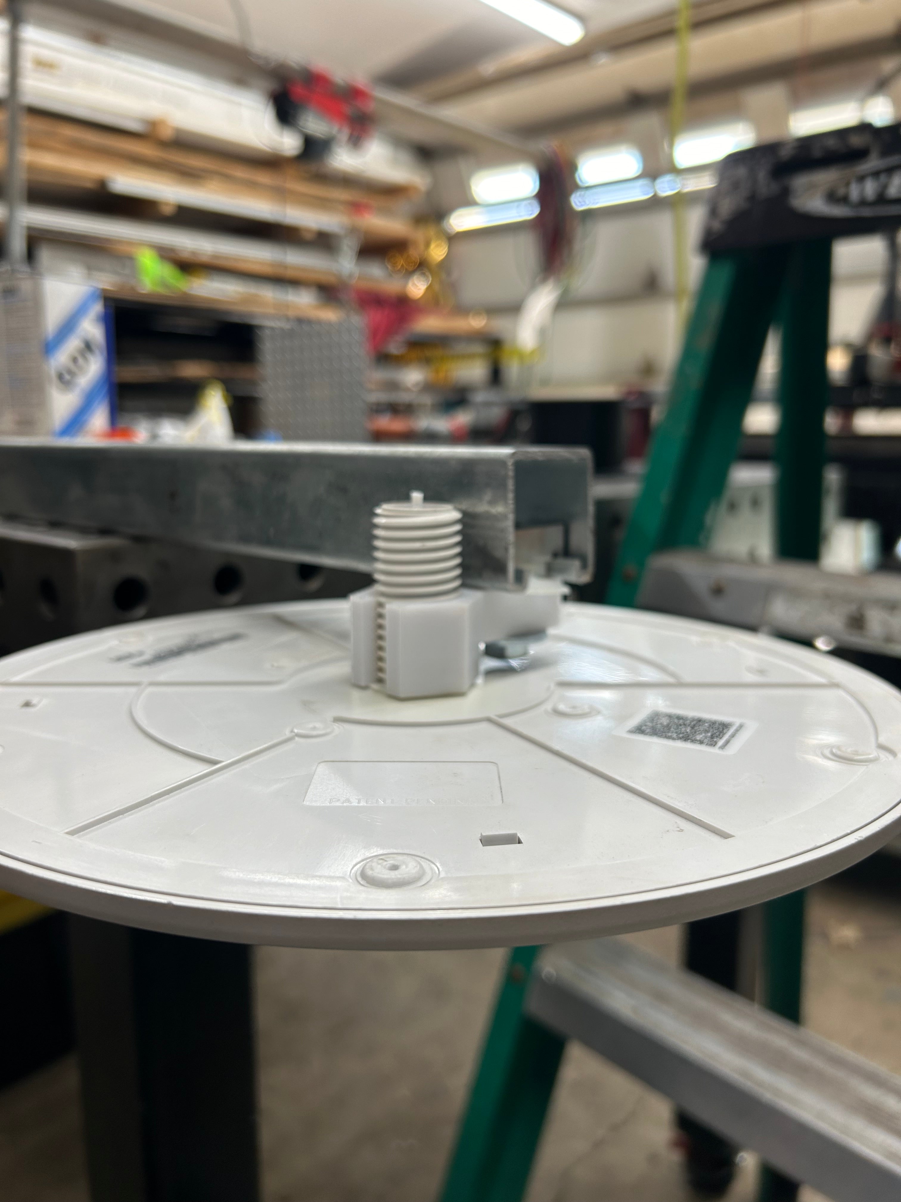EWASSMT1 - LAIRD ANTENNA UNISTRUT MOUNT