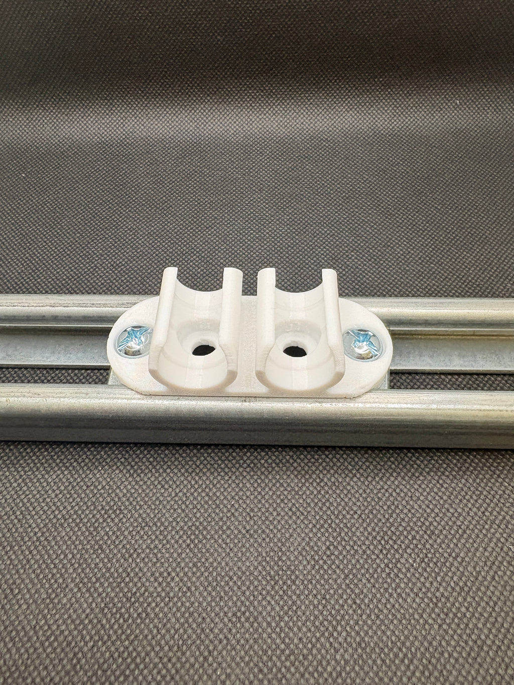 261CSSH-COAX SNAP TO STRUT (HARDWARE INCLUDED)