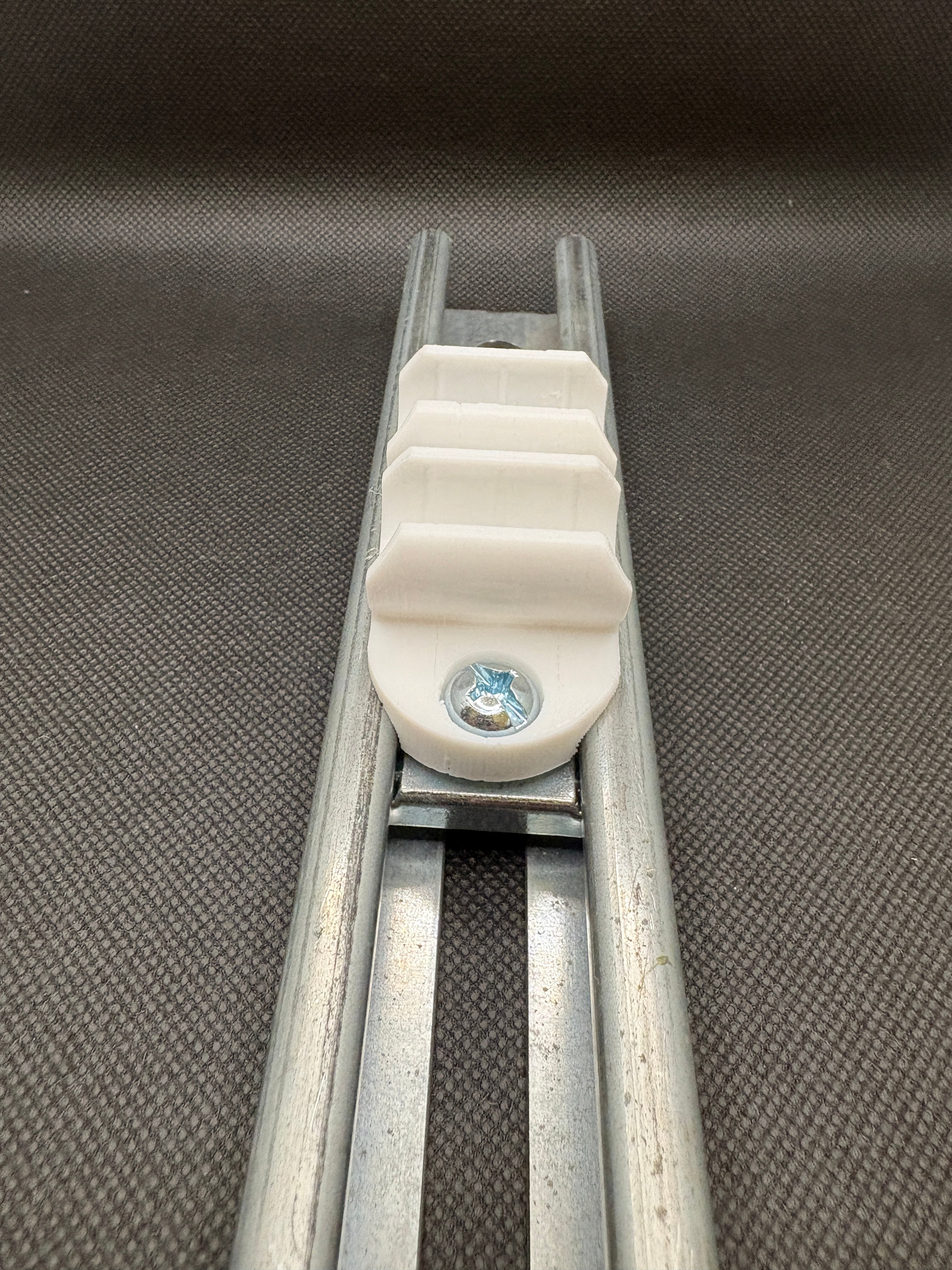261CSSH-COAX SNAP TO STRUT (HARDWARE INCLUDED)
