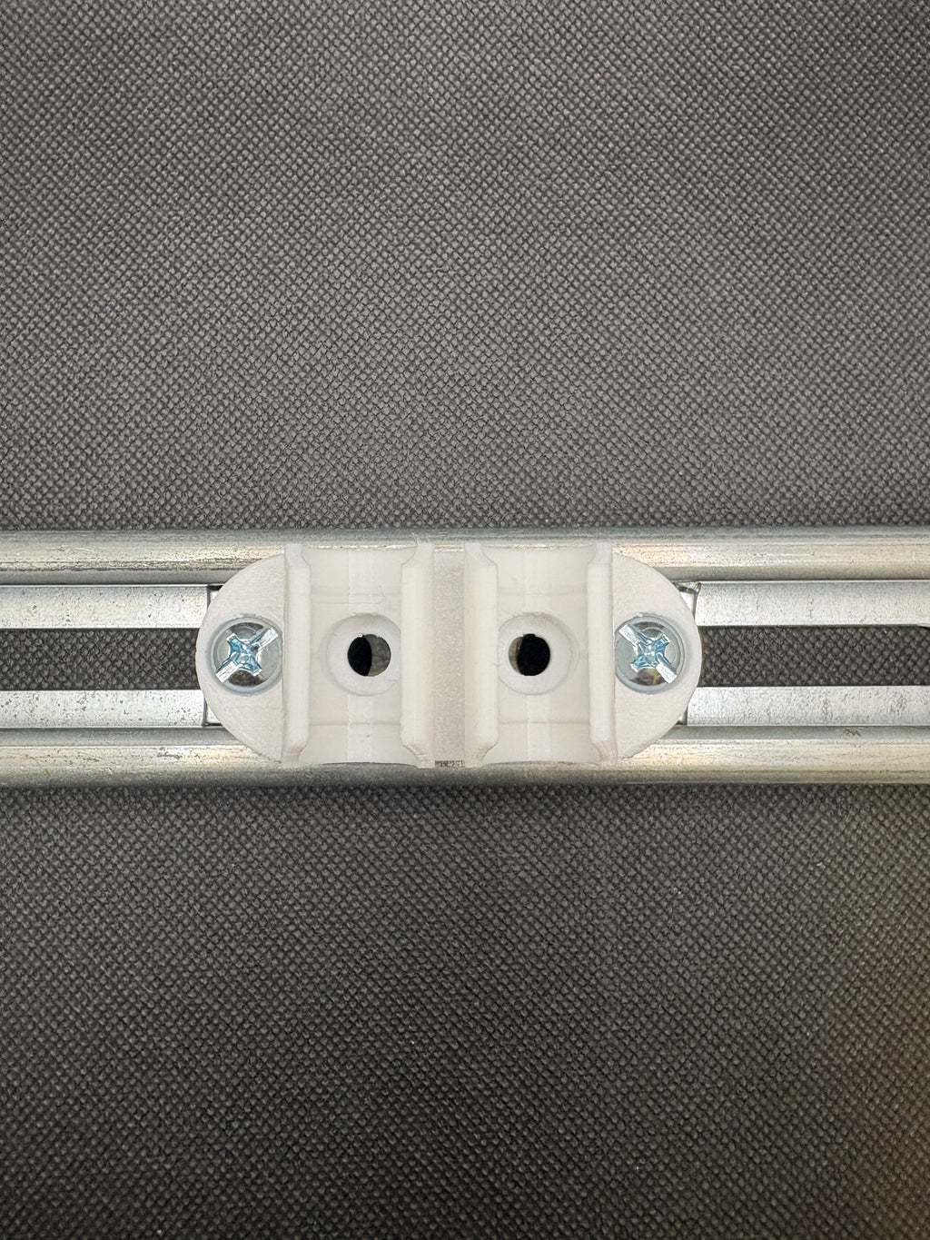 261CSS - COAX SNAP TO STRUT